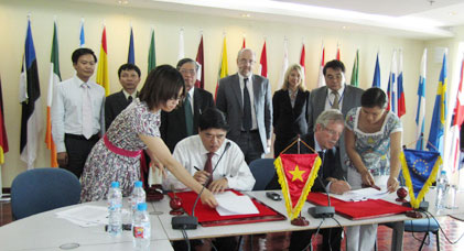 EU and Vietnam cooperate on plant variety protection
